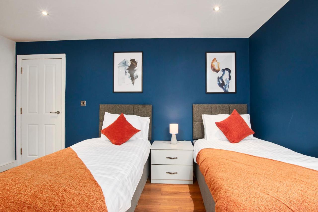 Stunning City Centre 3 Bed, 3 Bath - Sleeps 8! Daire Leeds  Dış mekan fotoğraf