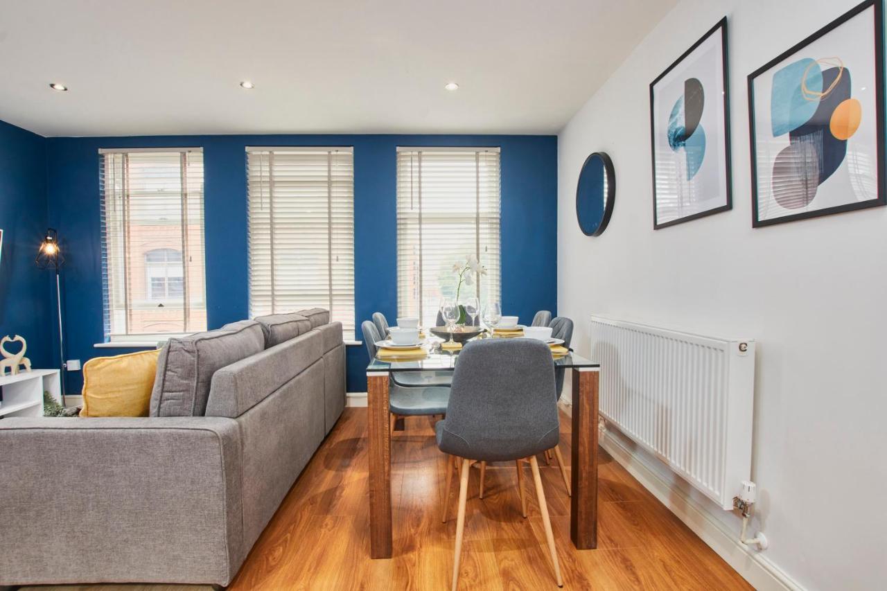 Stunning City Centre 3 Bed, 3 Bath - Sleeps 8! Daire Leeds  Dış mekan fotoğraf