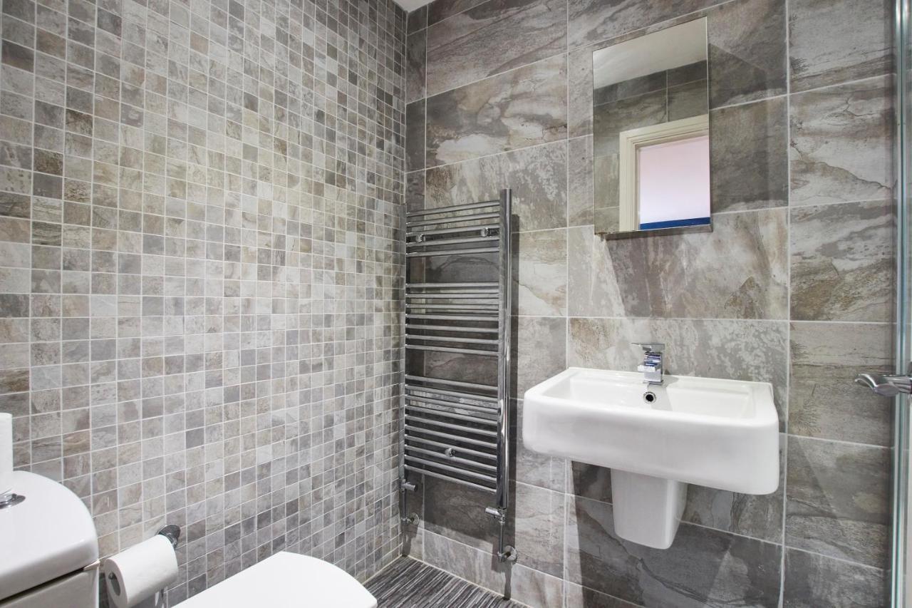 Stunning City Centre 3 Bed, 3 Bath - Sleeps 8! Daire Leeds  Dış mekan fotoğraf