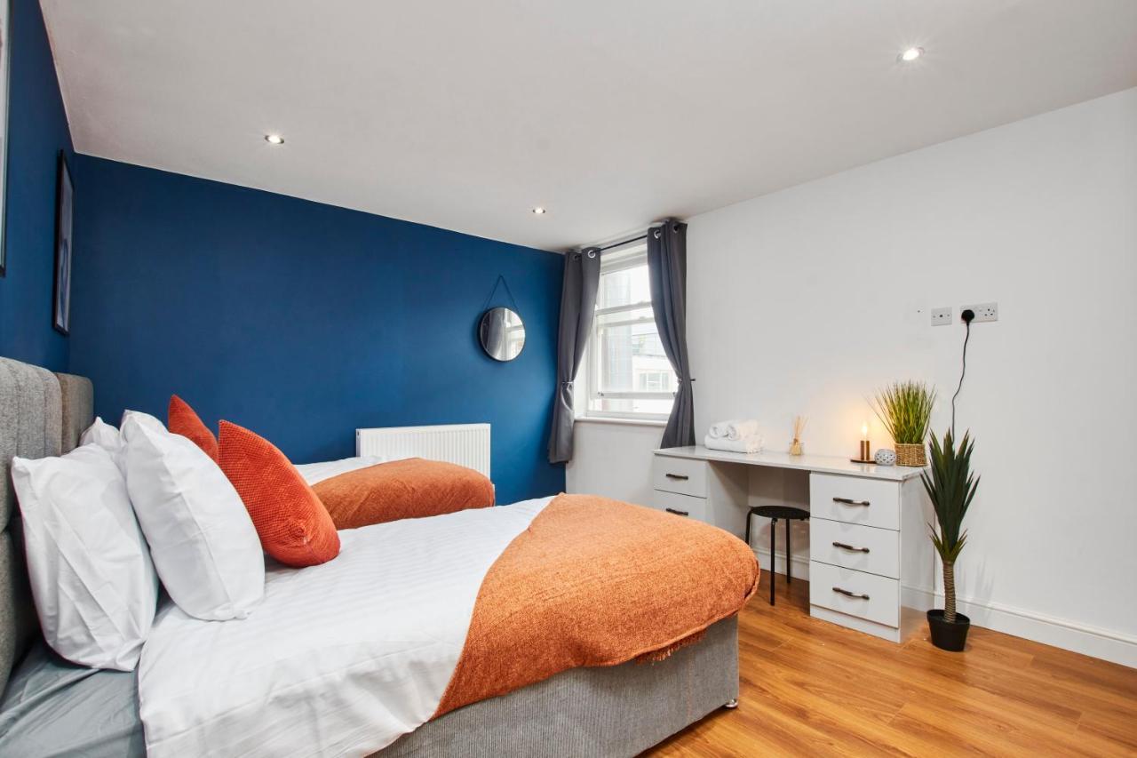 Stunning City Centre 3 Bed, 3 Bath - Sleeps 8! Daire Leeds  Dış mekan fotoğraf