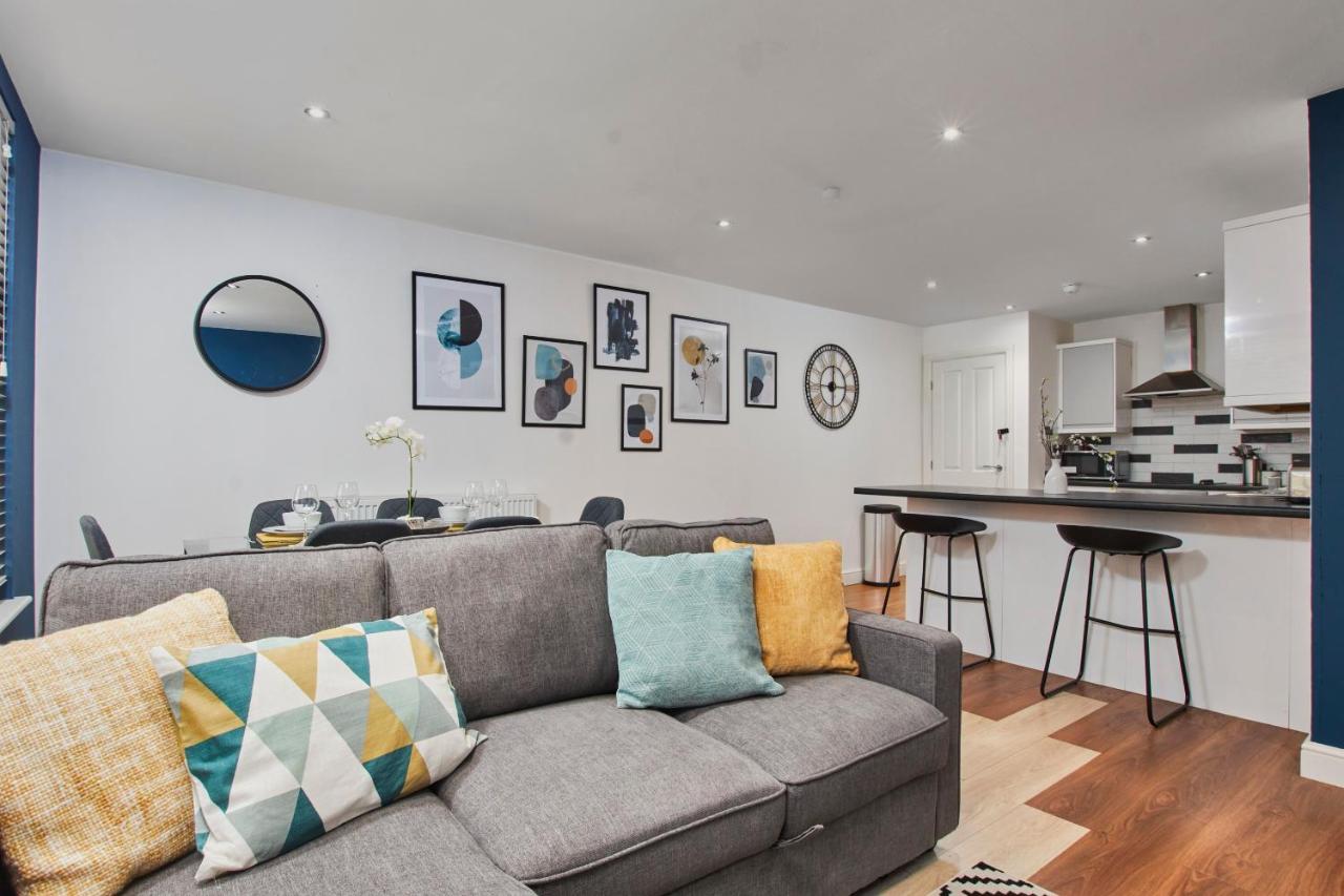 Stunning City Centre 3 Bed, 3 Bath - Sleeps 8! Daire Leeds  Dış mekan fotoğraf